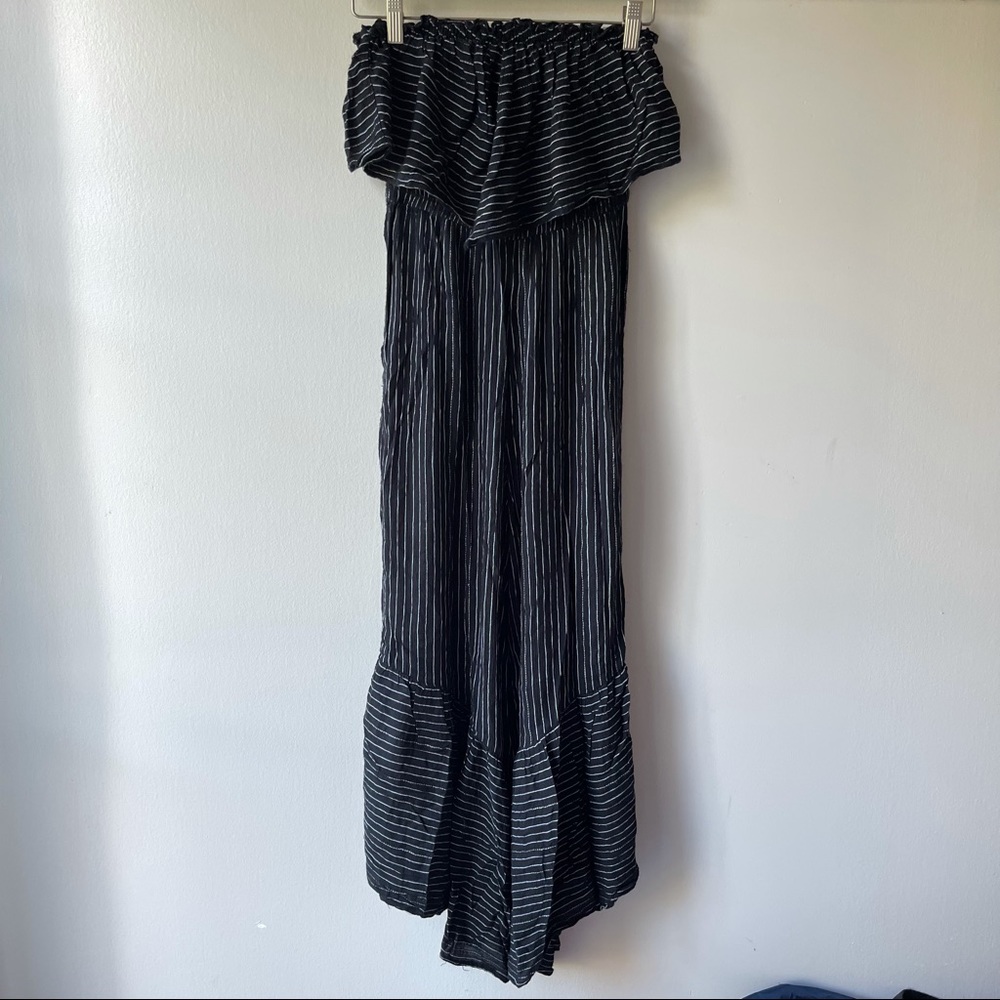 American Eagle Black Ruffle Strapless Jumpsuit Stripe‎ Women’s Size XS